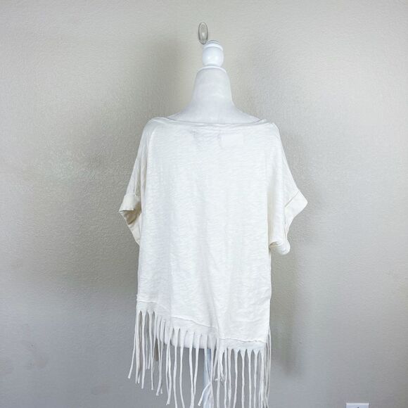 ♥️SOLD♥️Fab’rik White Fringe Oversized Slouchy Tee - Picture 3 of 8